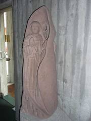 ROTER MAINTÄLER SANDSTEIN-Sockel Beton, heiliger Antonius mit jugendlichem Jesus, Kirche Buchholz